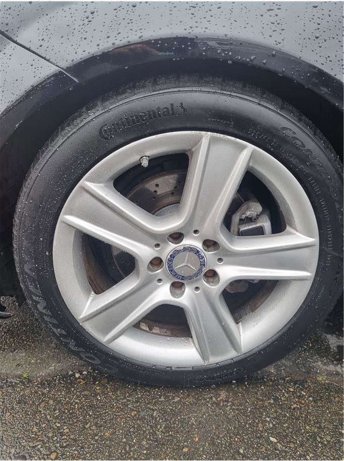 Used 2010 Mercedes-Benz C 300 4MATIC Sedan image 16