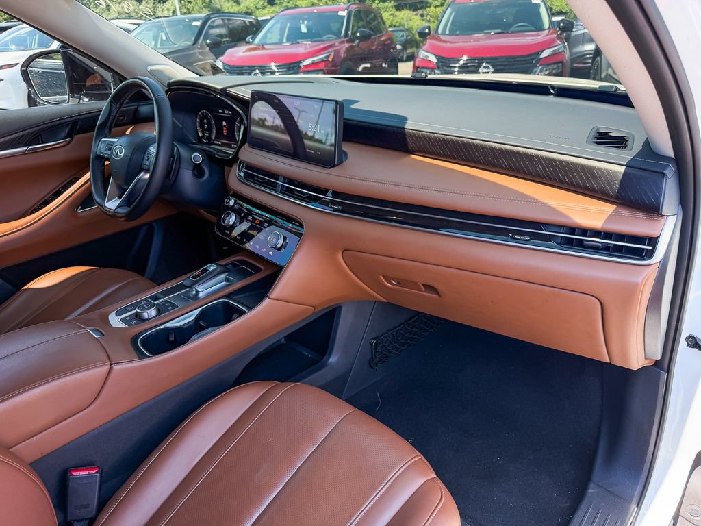 Used 2023 INFINITI QX60 Sensory w/ Vision Package AWD/4WD image 10