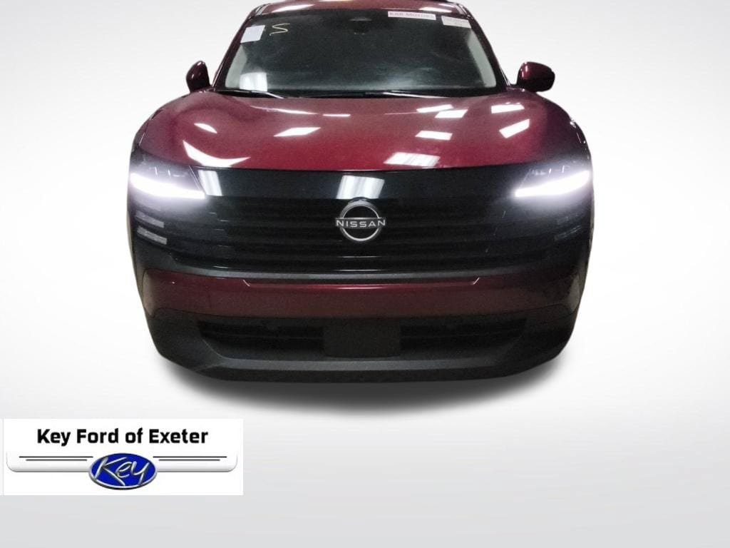 Used 2025 Nissan Kicks SV AWD/4WD image 5