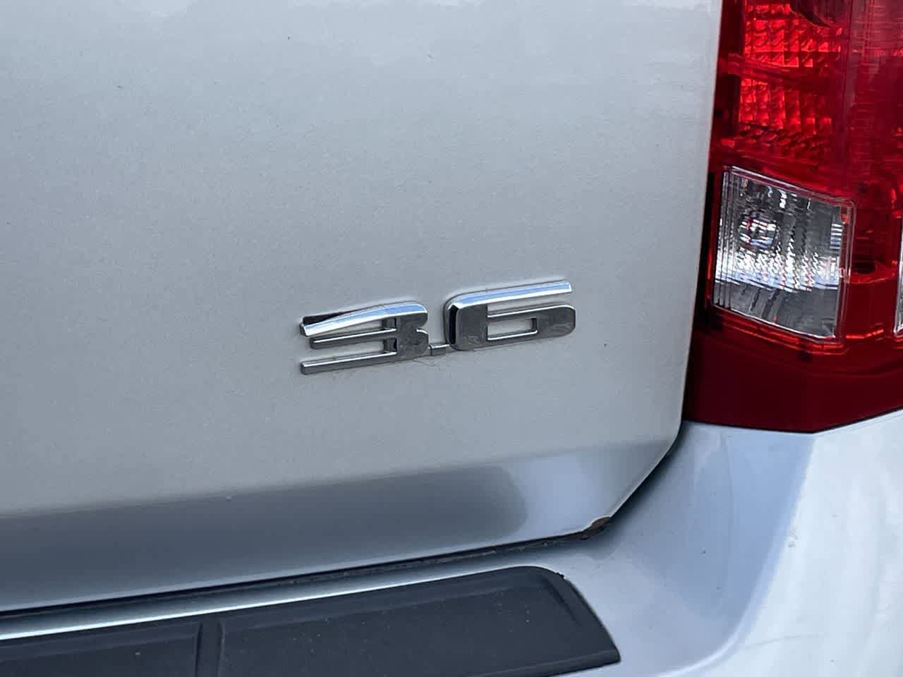 Used 2015 Cadillac SRX FWD image 34
