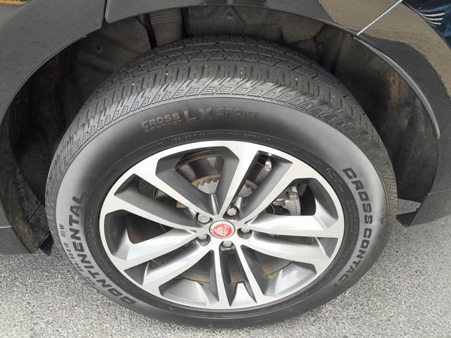 Used 2022 Jaguar F-PACE S image 20