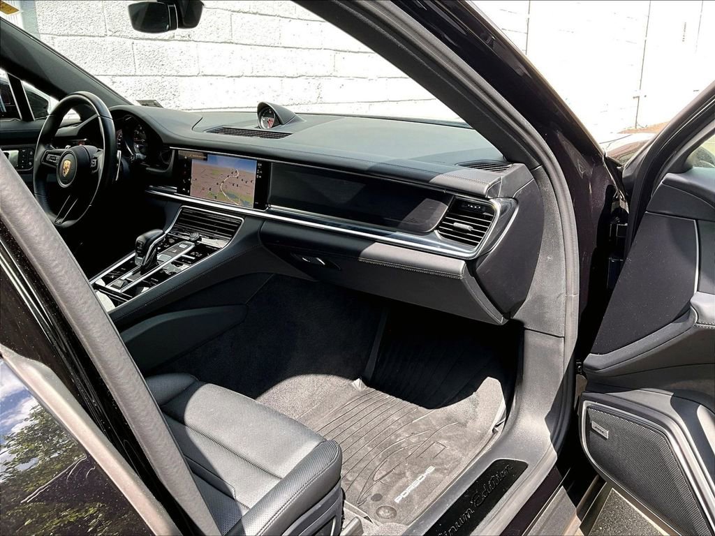 Certified 2023 Porsche Panamera 4 Platinum Edition AWD/4WD image 19