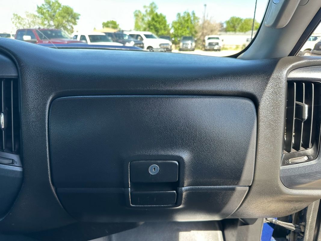 Used 2018 GMC Sierra 3500 4x4 Crew Cab image 21
