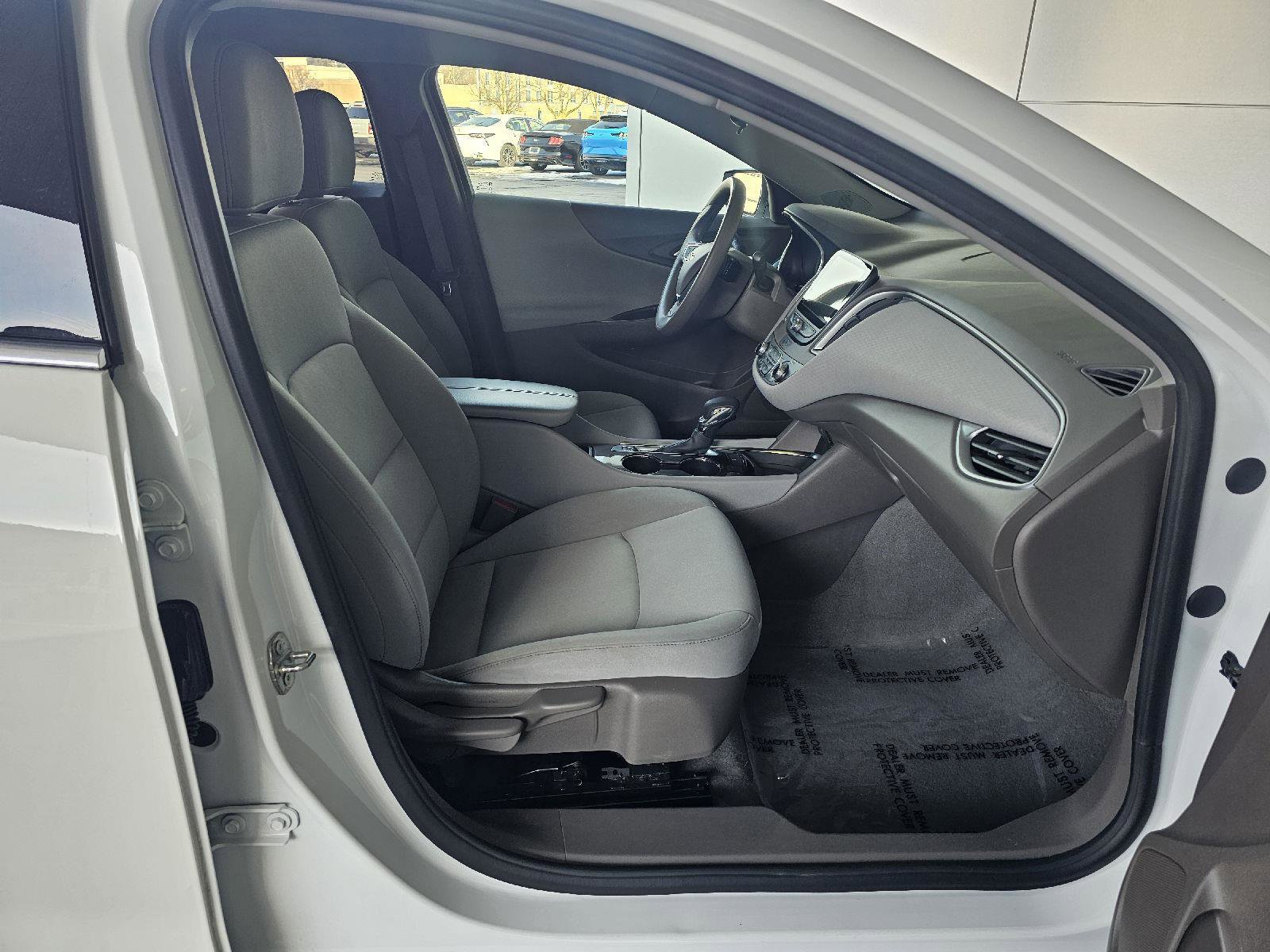 Used 2022 Chevrolet Malibu LT image 12