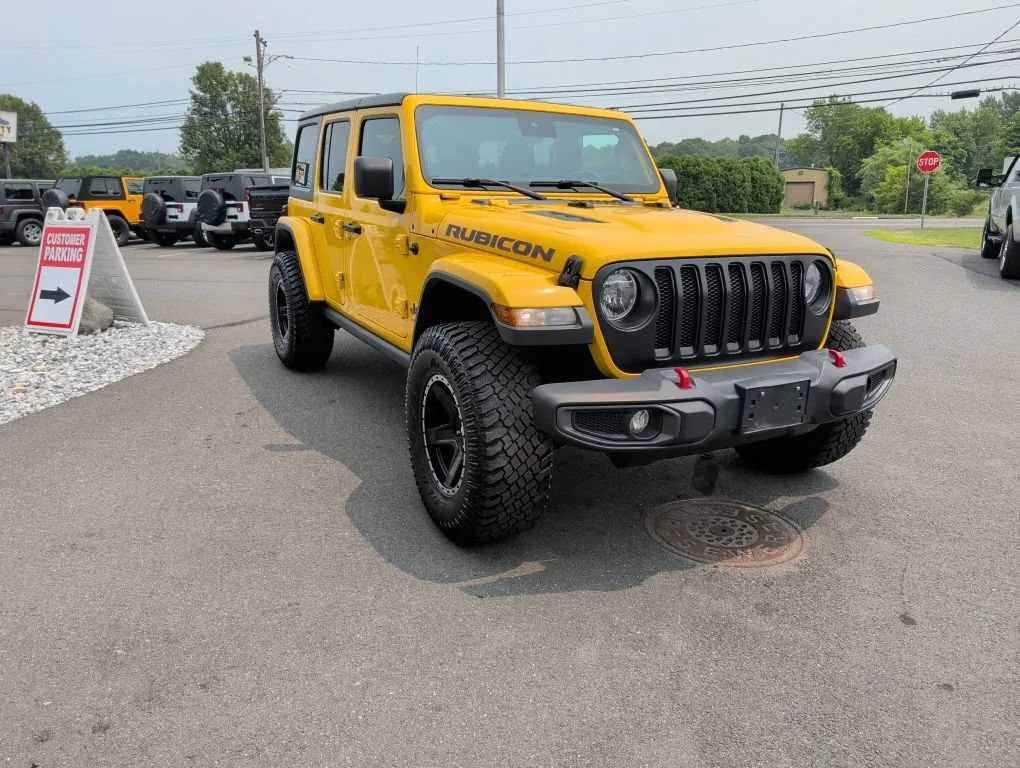 Used 2021 Jeep Wrangler Unlimited Rubicon w/ Dual Top Group AWD/4WD image 15