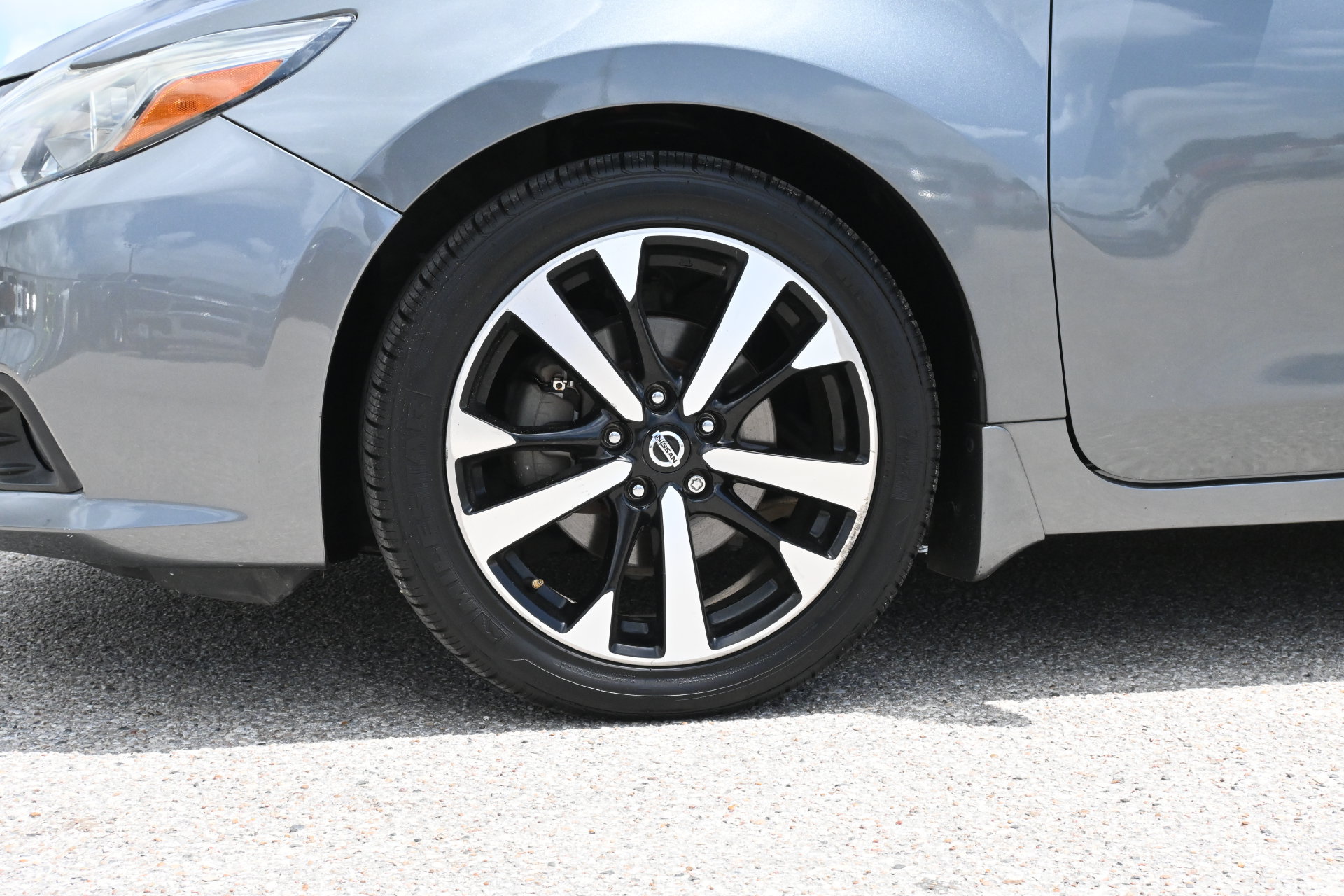 Used 2018 Nissan Altima 2.5 SR FWD image 26