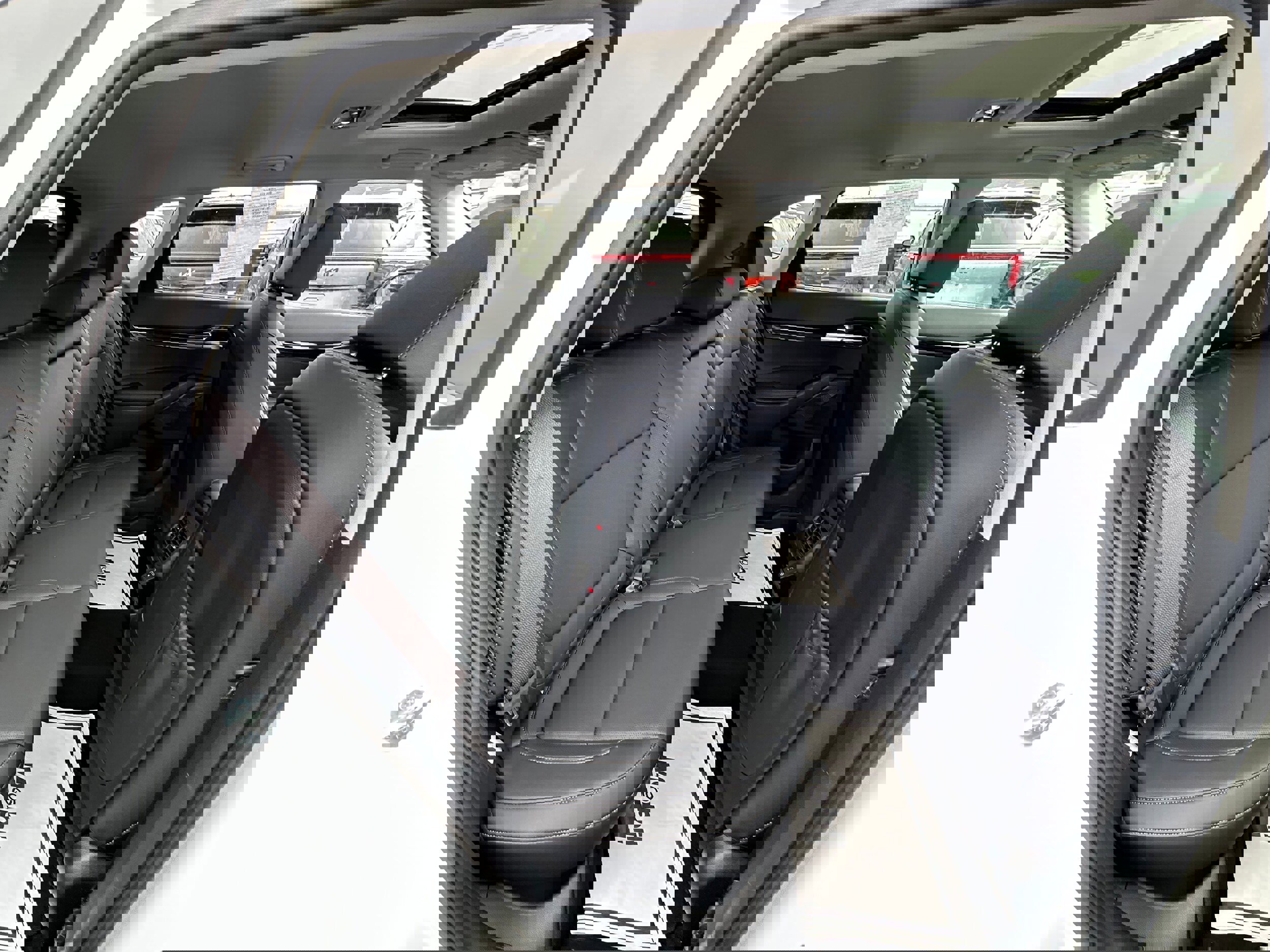 Used 2024 Kia Seltos EX image 14