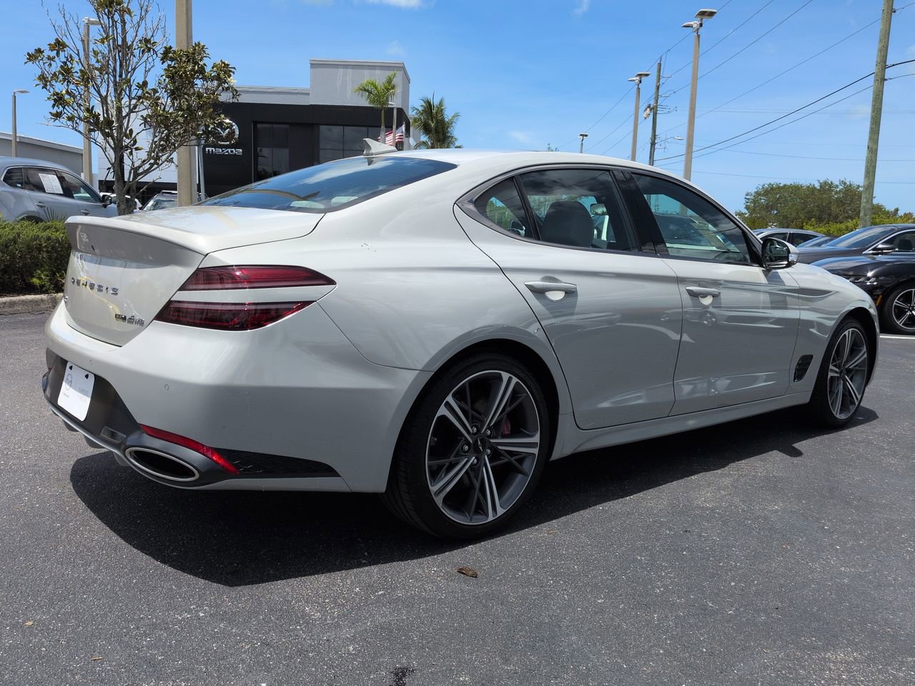 Used 2025 Genesis G70 3.3T Advanced AWD/4WD image 5