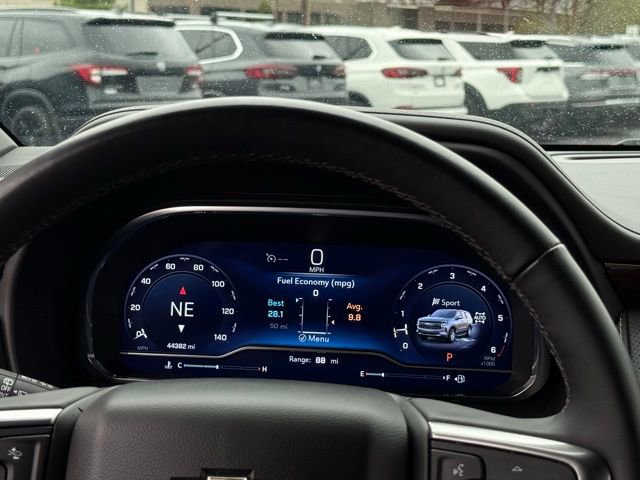 Used 2024 Chevrolet Tahoe Premier AWD/4WD image 9