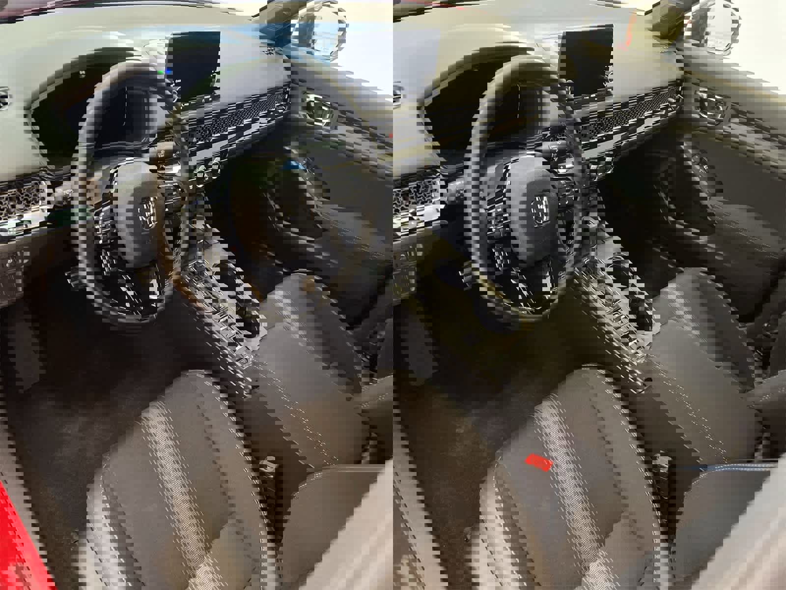 Used 2025 Honda Civic Sport image 2