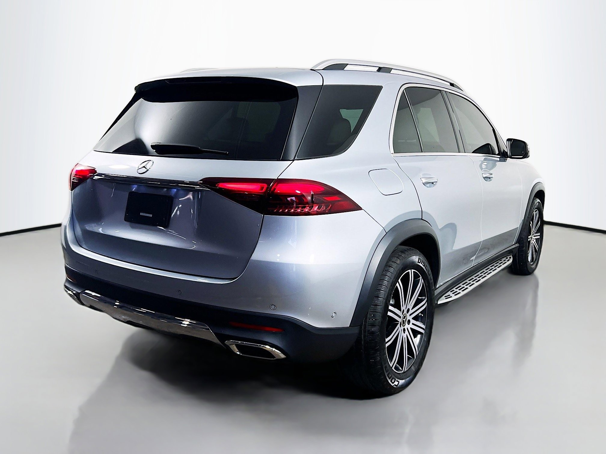 Used 2024 Mercedes-Benz GLE 350 4MATIC image 6