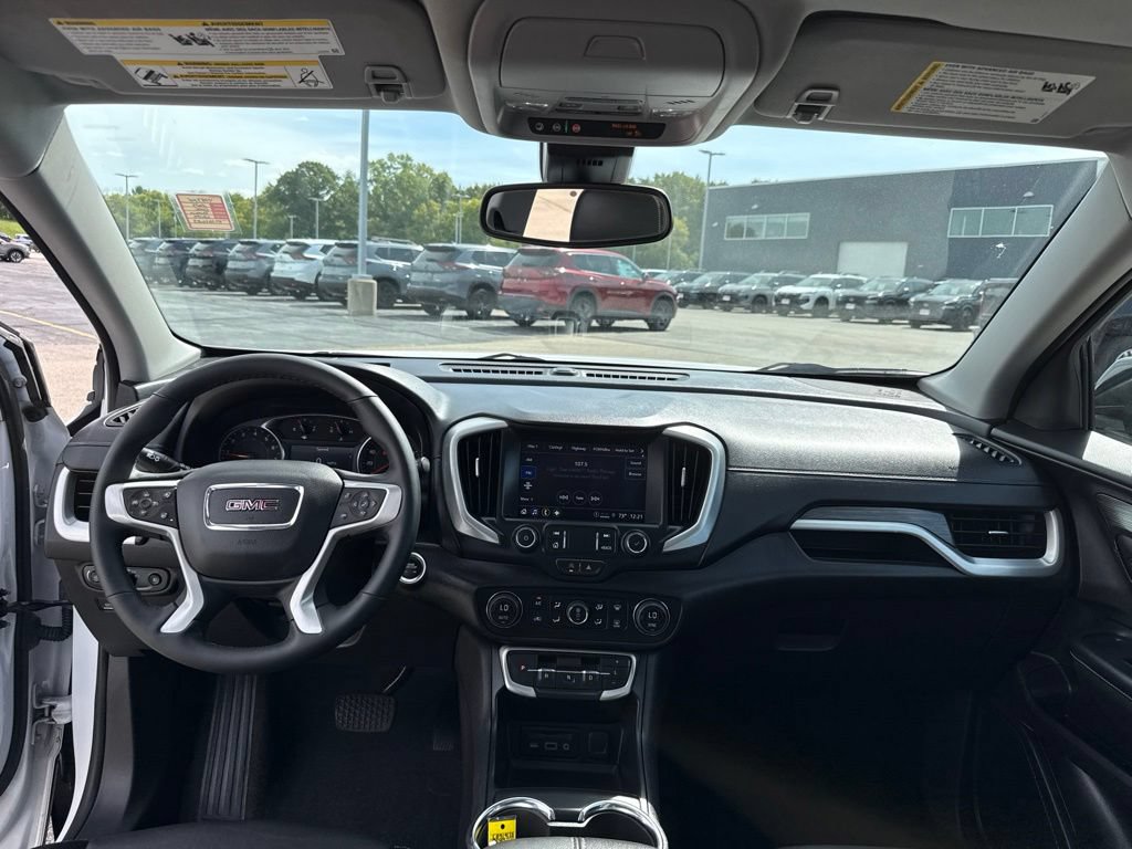 Certified 2024 GMC Terrain SLT w/ Elevation Edition AWD/4WD image 23