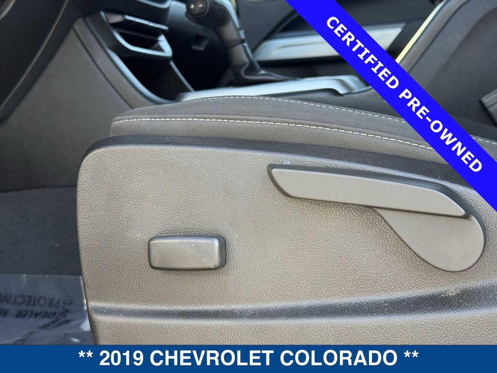 Used 2019 Chevrolet Colorado LT w/ LT Convenience Package image 29