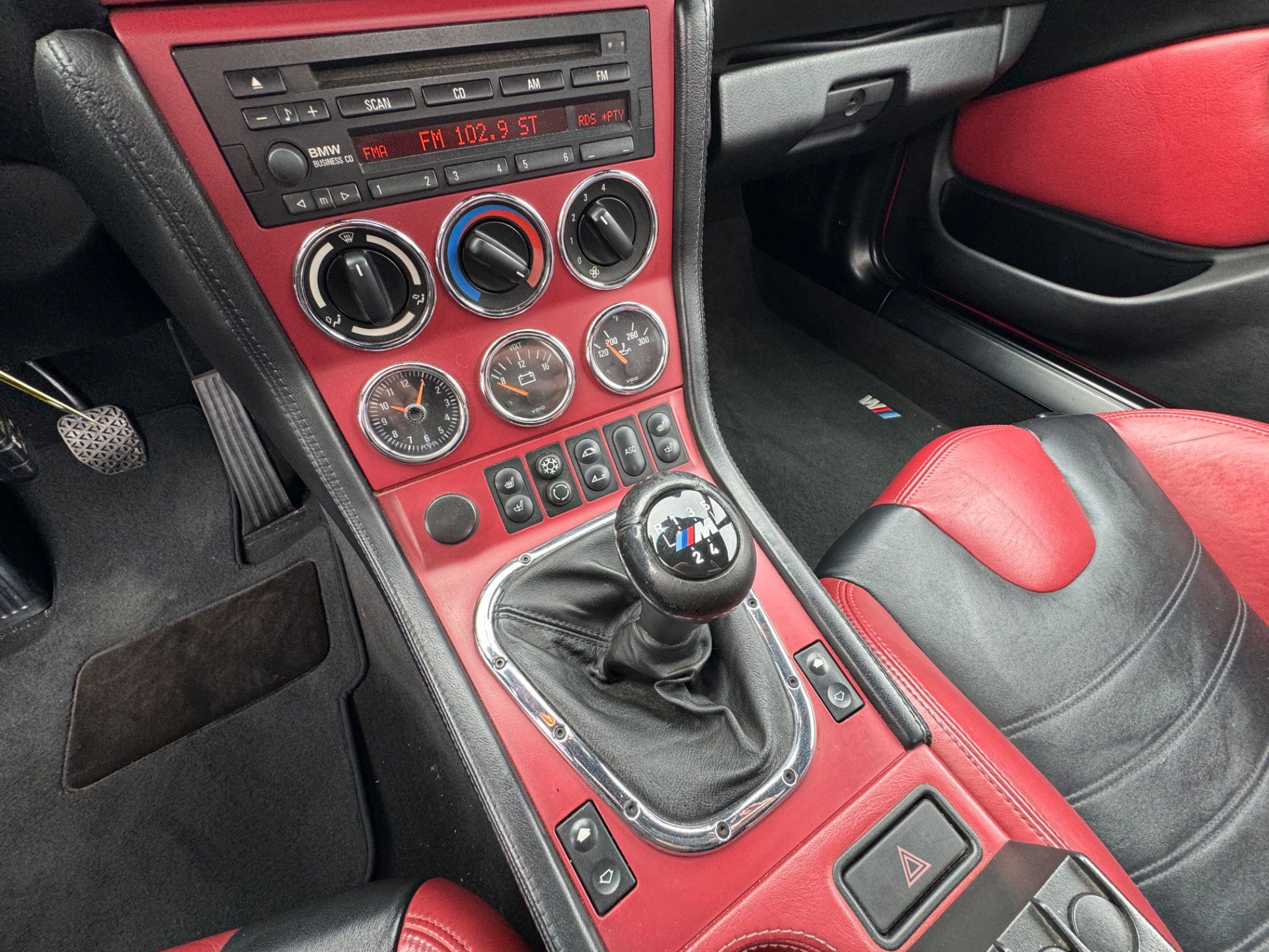 Used 2000 BMW M Roadster image 16