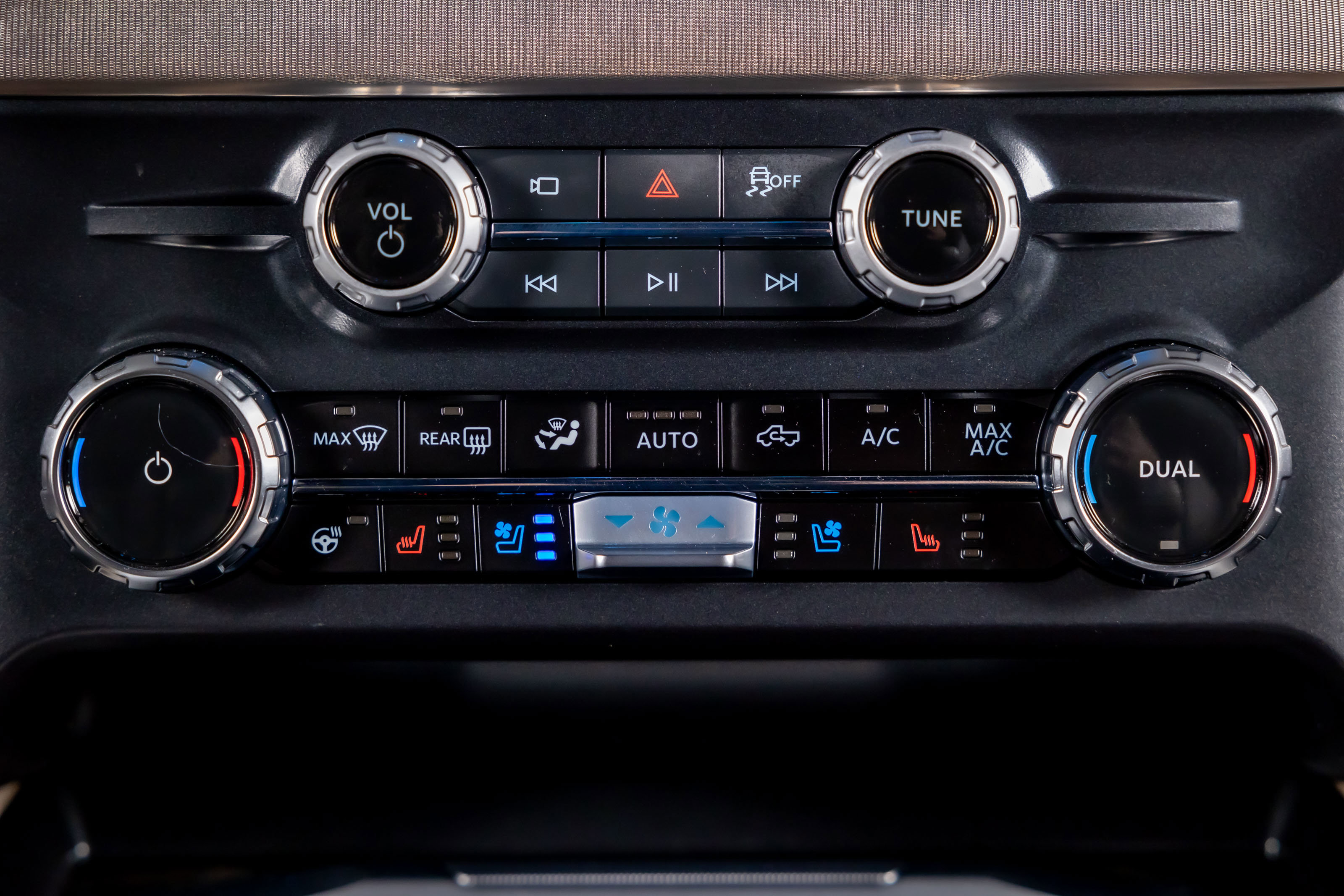 Used 2026 Ford F250 Platinum w/ Platinum Plus Package image 23
