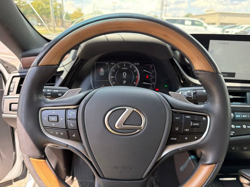 Used 2025 Lexus ES 350 Ultra Luxury FWD image 23