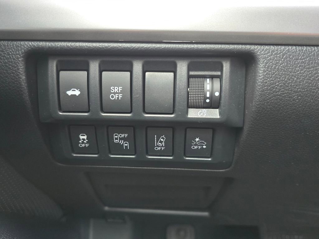 Used 2016 Subaru Legacy 2.5i Limited image 32