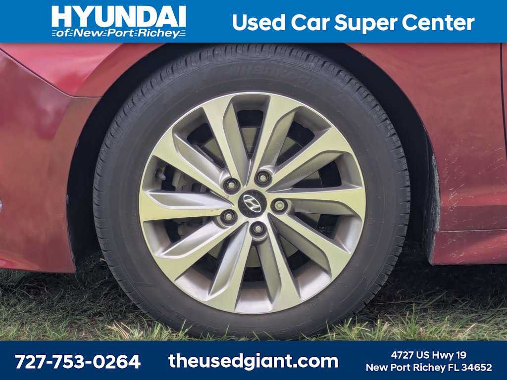 Used 2016 Hyundai Sonata Sport w/ Option Group 02 FWD image 10