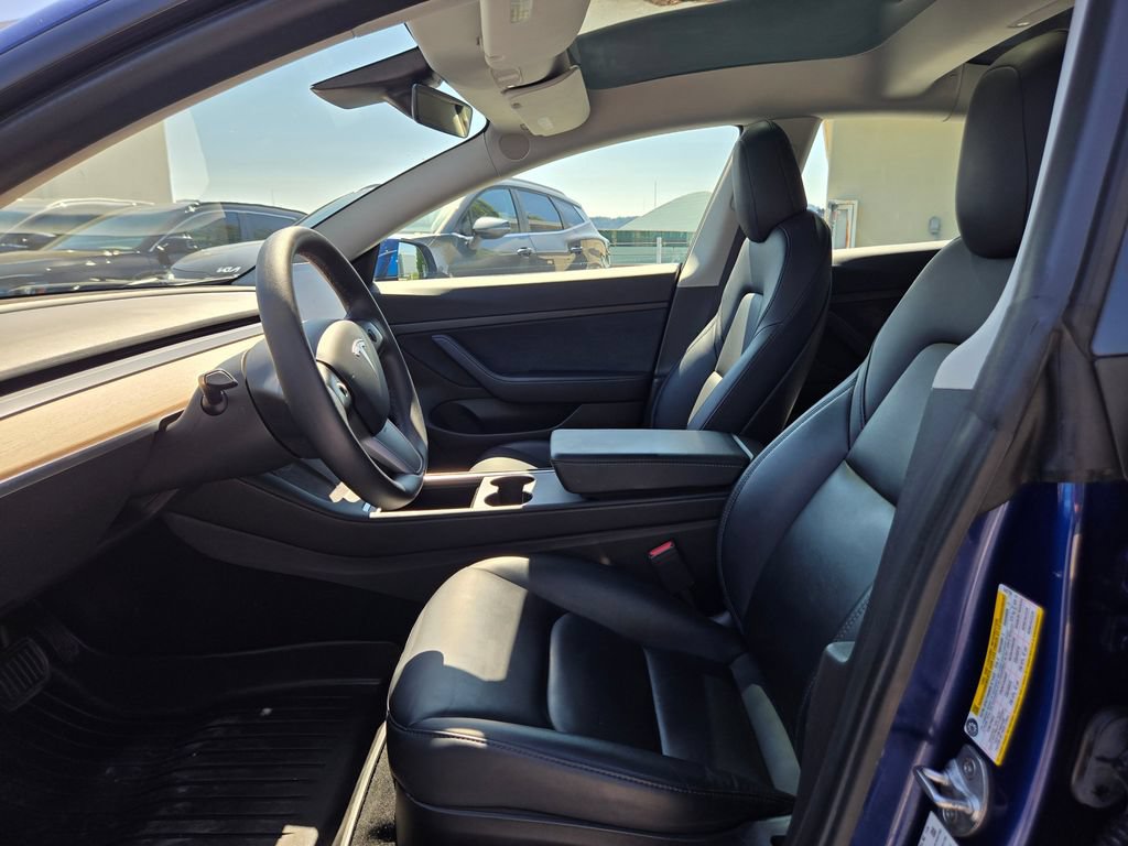Used 2021 Tesla Model 3 Standard Range Plus RWD image 21
