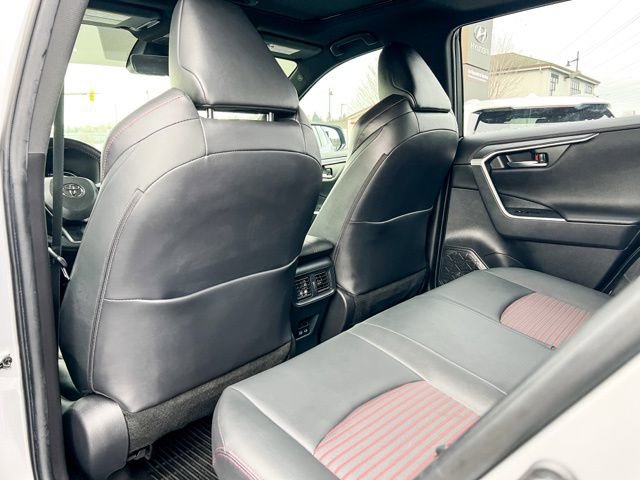 Used 2022 Toyota RAV4 XSE image 10