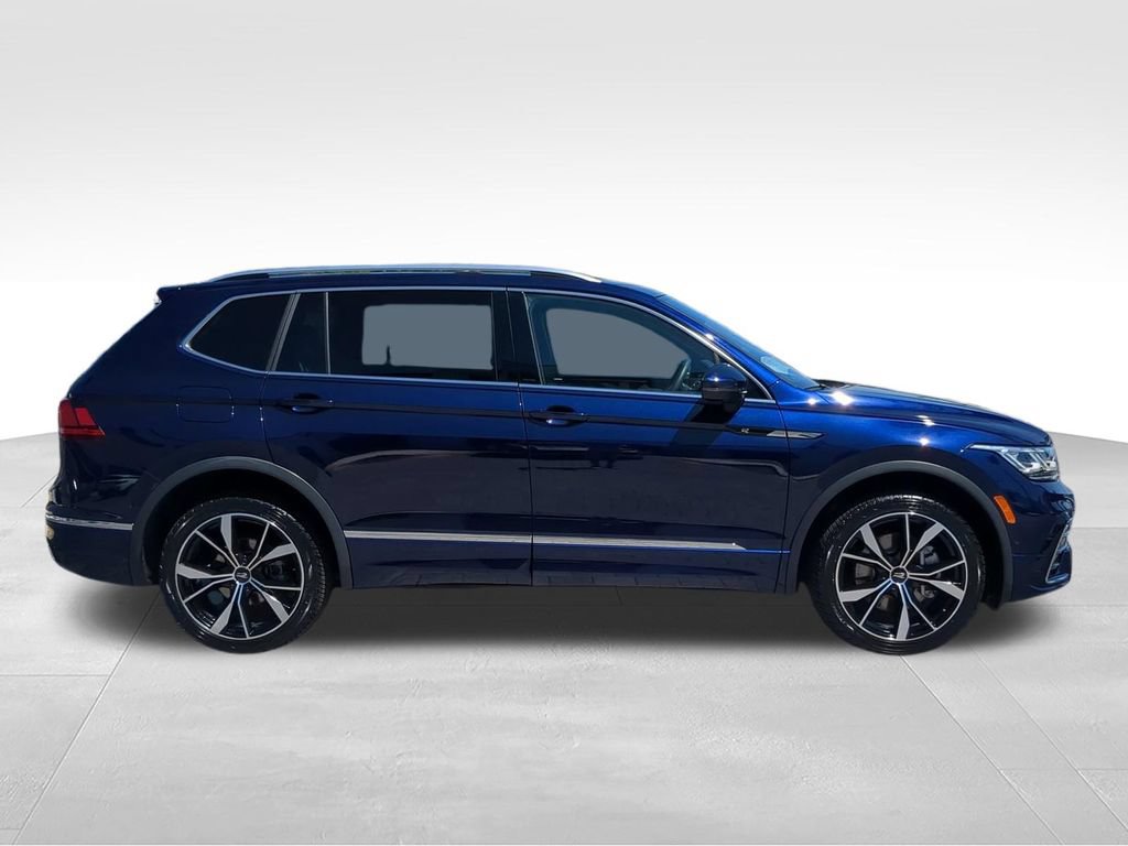 Certified 2023 Volkswagen Tiguan SEL R-Line AWD/4WD video 3