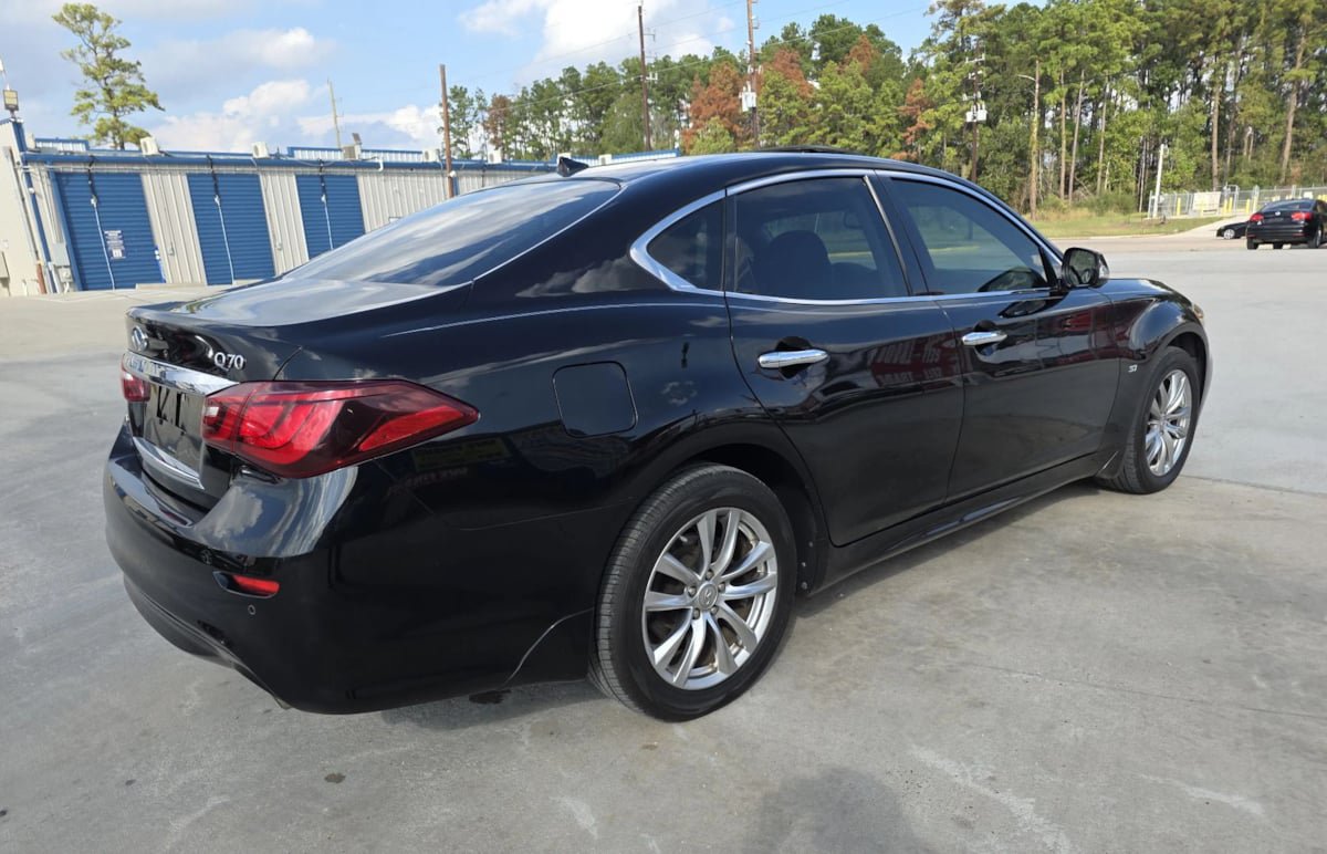 Used 2015 INFINITI Q70 3.7 AWD/4WD image 46