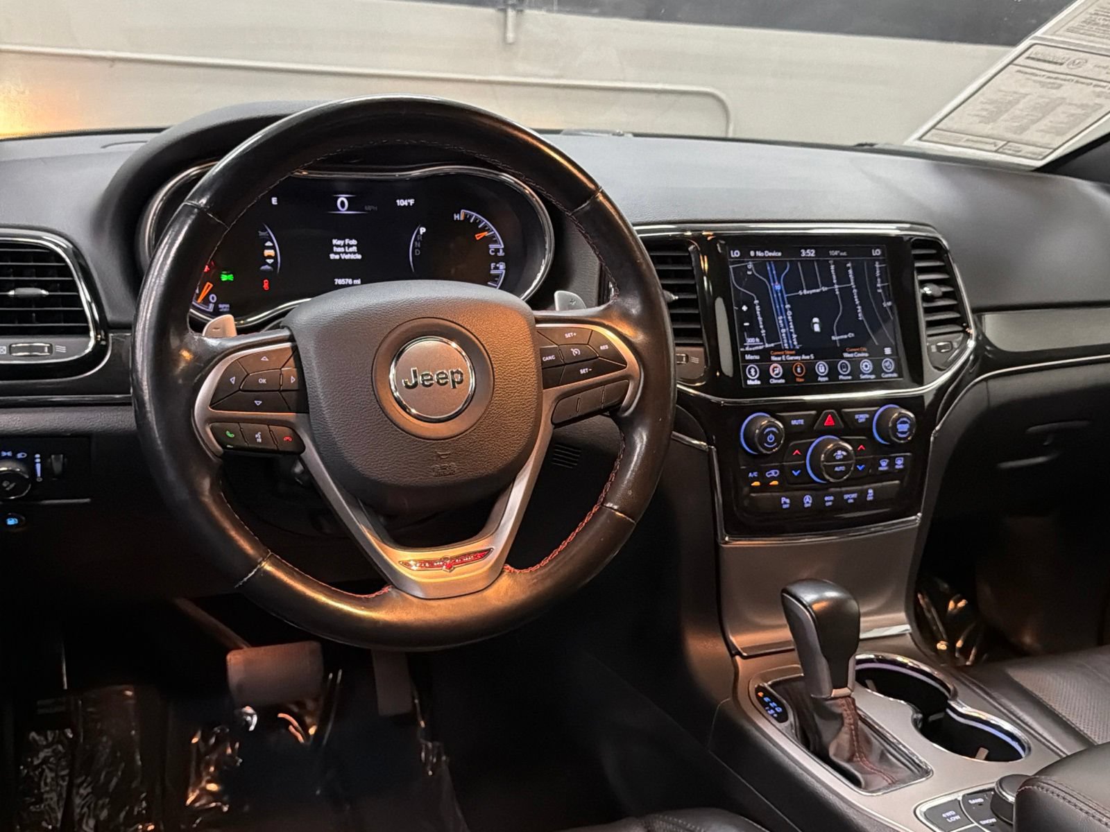Used 2021 Jeep Grand Cherokee Trailhawk w/ Trailhawk Luxury Group AWD/4WD image 38