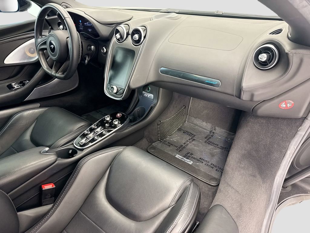 Used 2020 McLaren GT RWD image 16