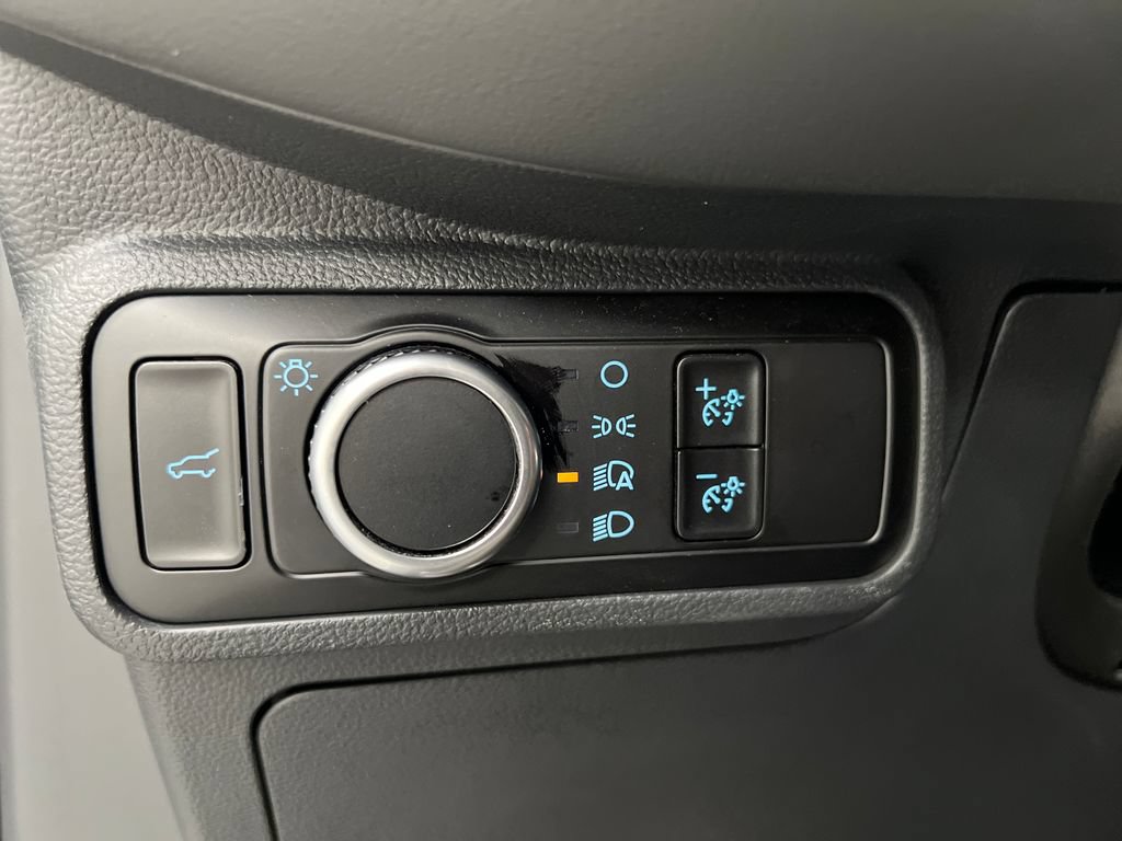 Used 2025 Ford Explorer Active RWD image 55