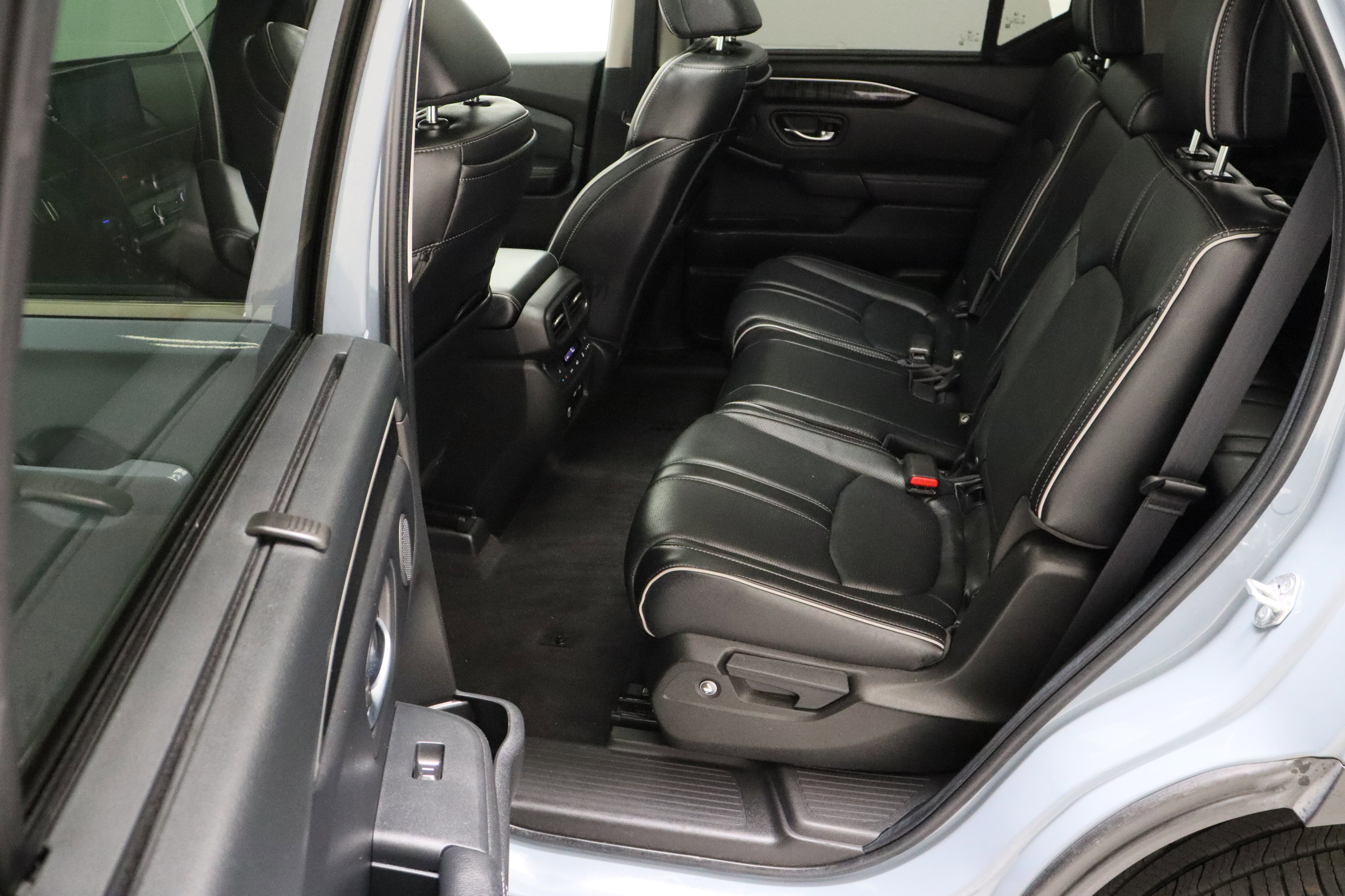 Used 2023 Honda Pilot Elite image 30