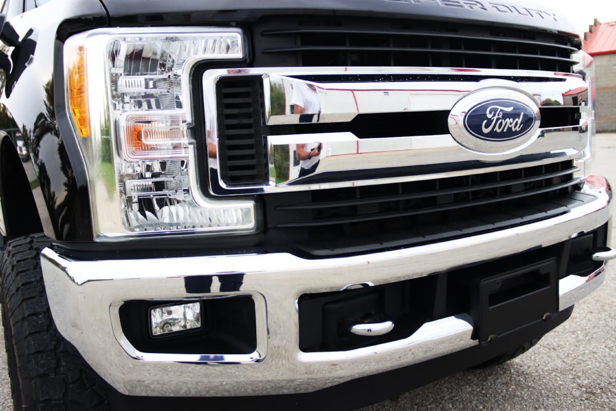 Used 2017 Ford F250 XLT w/ XLT Premium Package AWD/4WD image 21