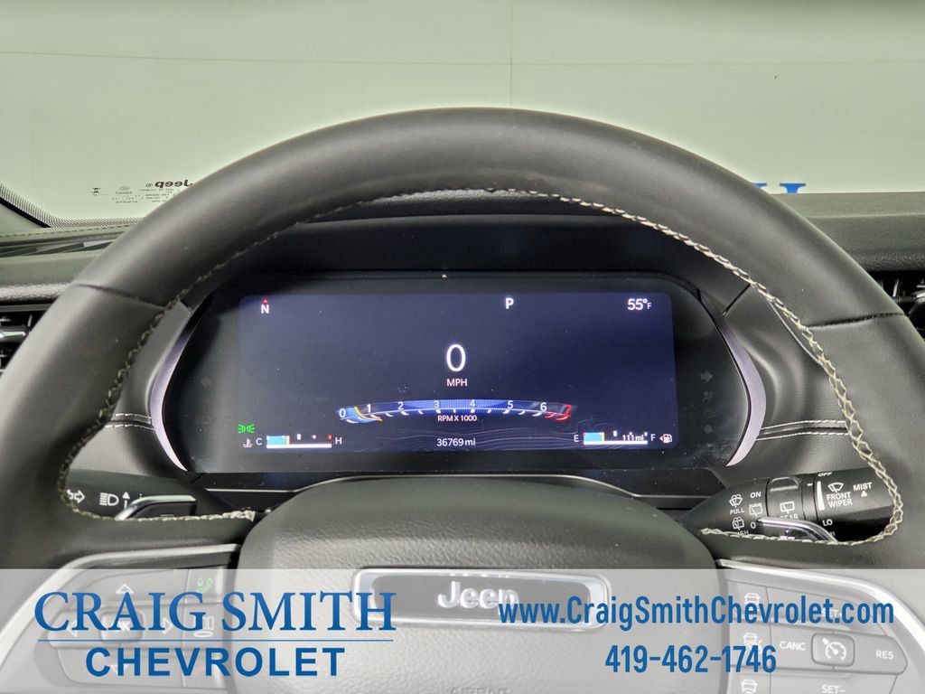 Used 2024 Jeep Grand Cherokee Altitude image 17