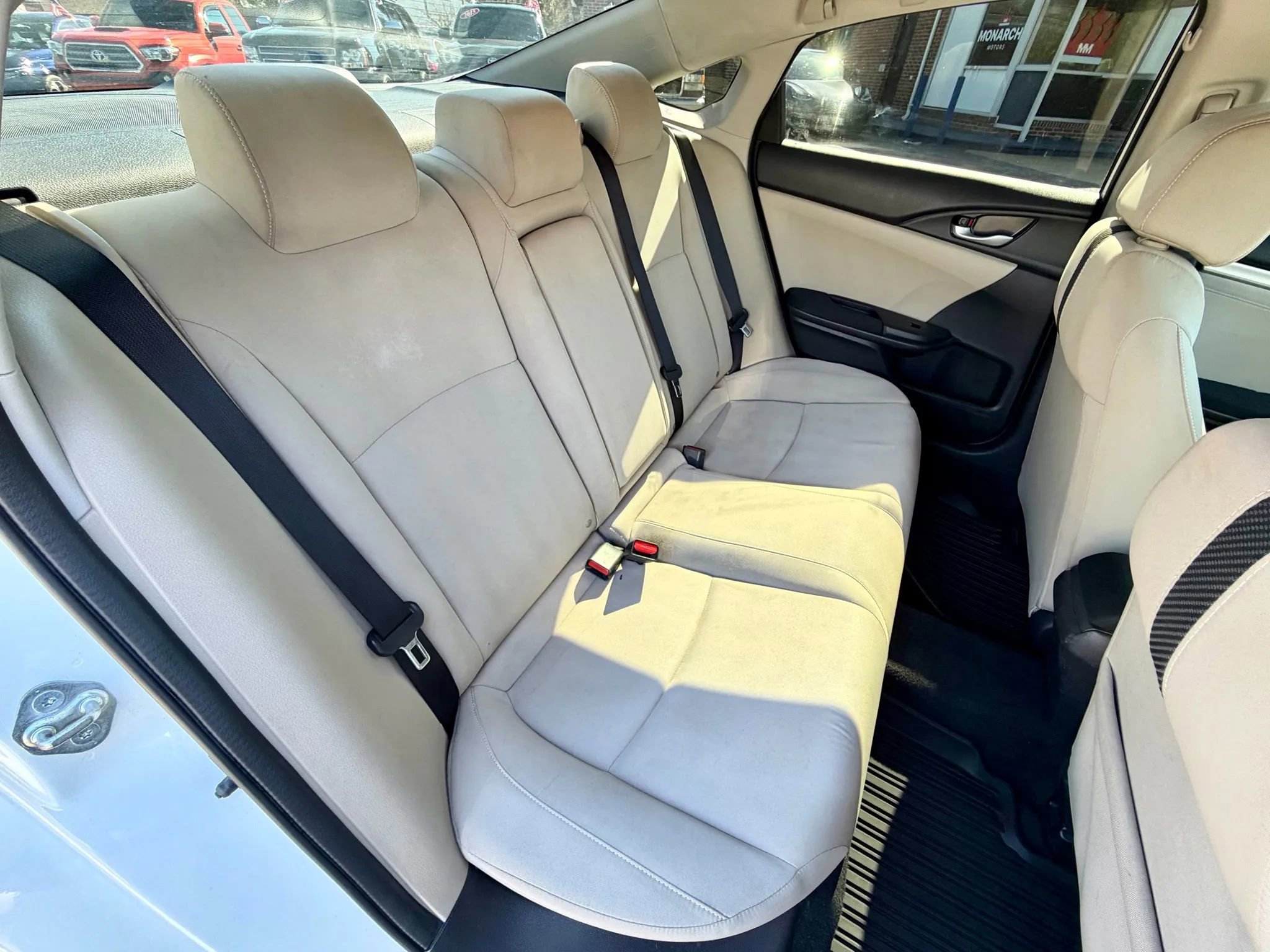 Used 2018 Honda Civic EX image 10