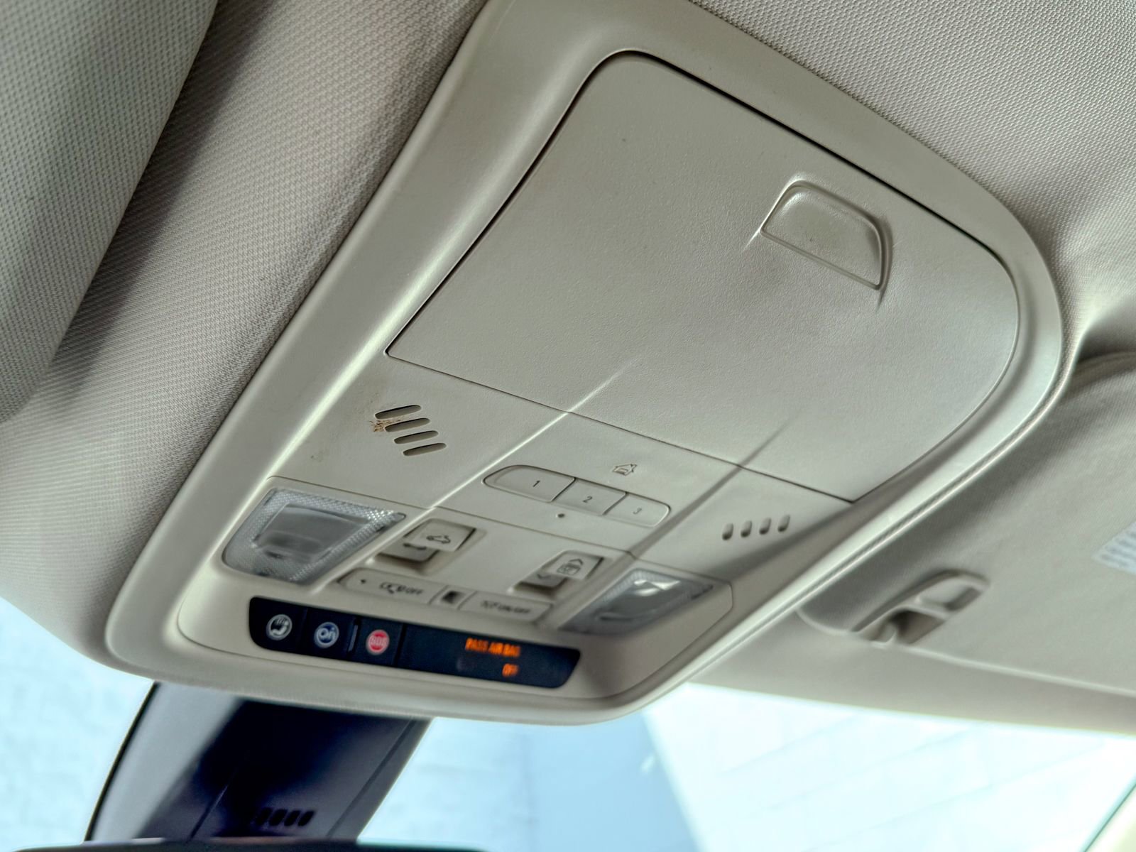 Certified 2018 Cadillac XT5 Luxury w/ Driver Awareness Package image 32