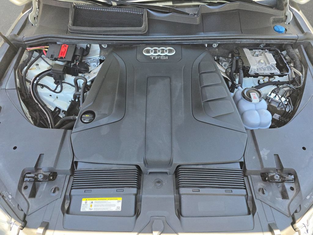 Used 2018 Audi Q7 2.0T Premium Plus AWD/4WD image 35