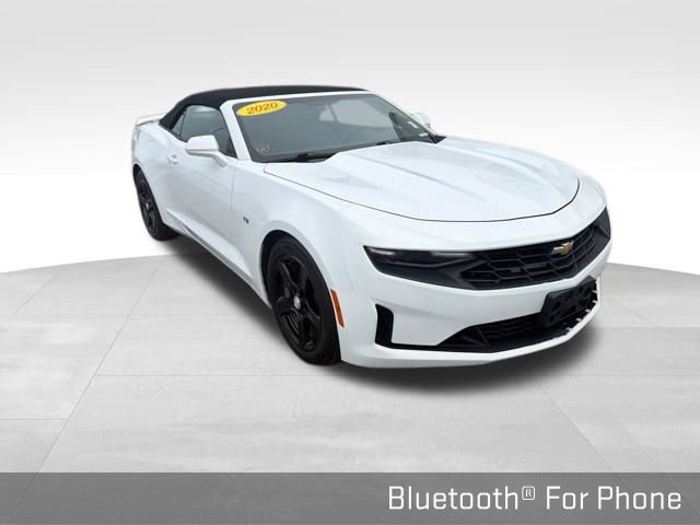 Used 2020 Chevrolet Camaro LT RWD image 18