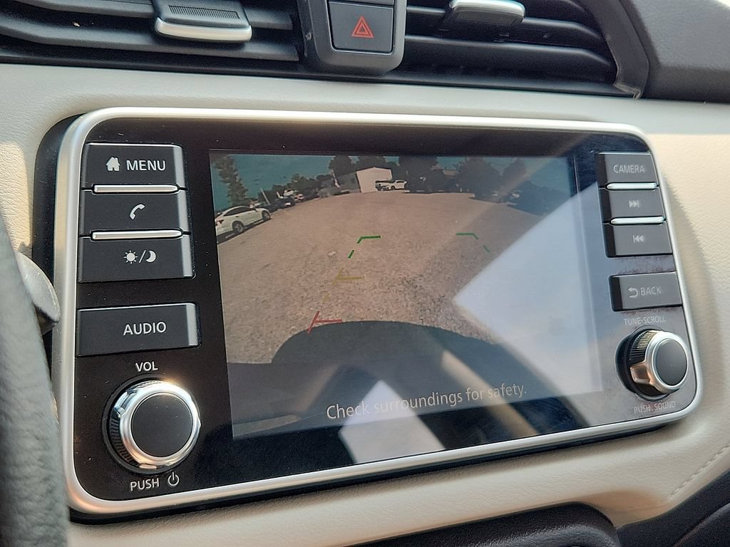 Used 2021 Nissan Versa SV FWD image 12