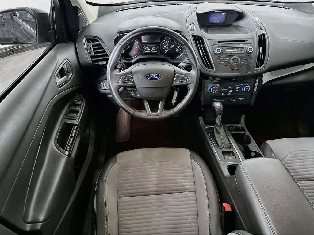 Used 2017 Ford Escape SE w/ SE Sport Appearance Package AWD/4WD image 10