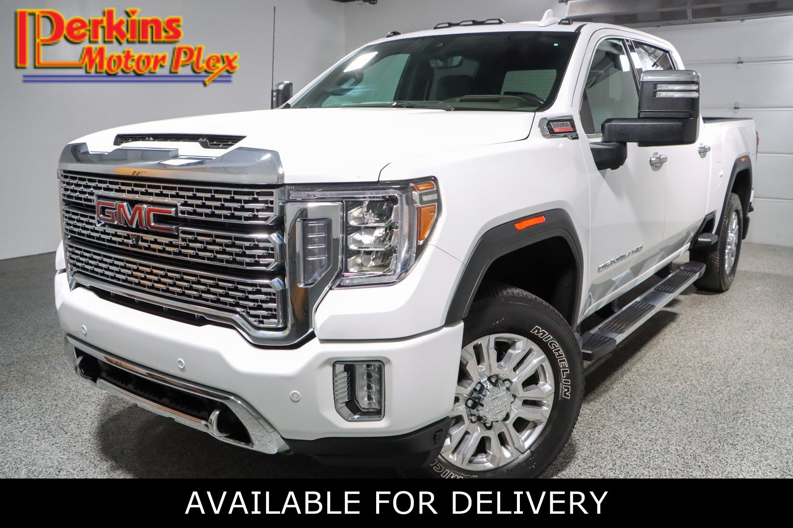 Used 2021 GMC Sierra 2500 Denali w/ Denali Ultimate Package AWD/4WD image 1