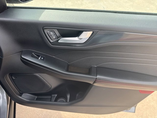 Used 2025 Ford Escape ST-Line image 23