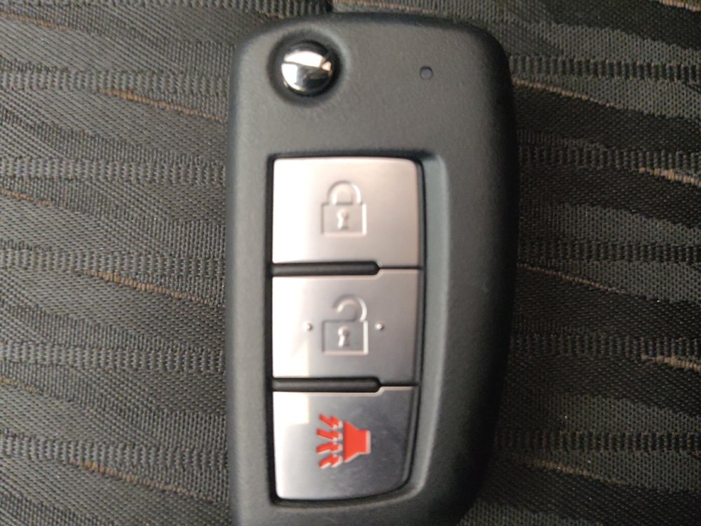 Used 2020 Nissan Rogue S FWD image 32