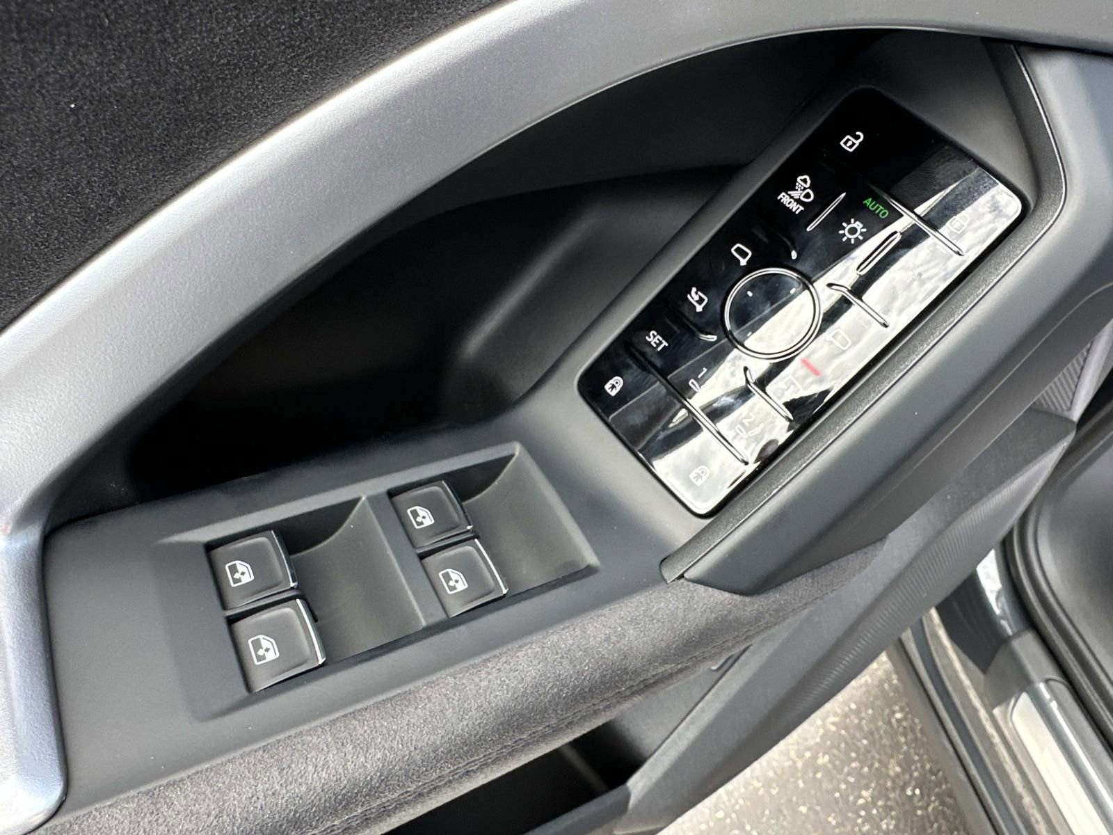 New 2026 Audi SQ5 Premium Plus AWD/4WD image 13
