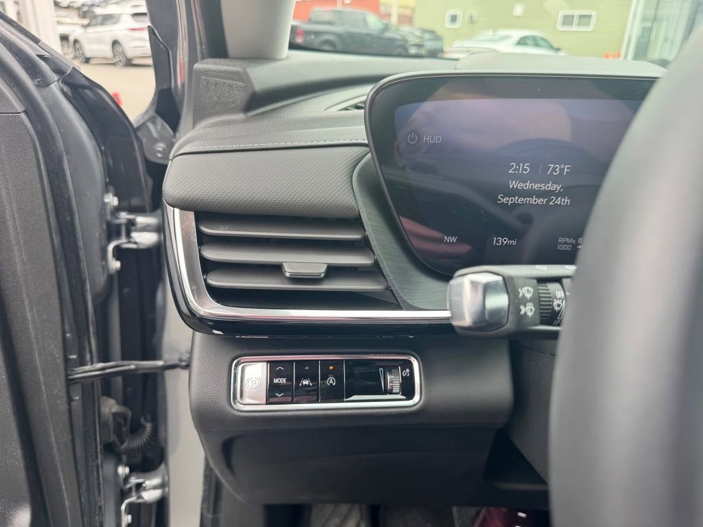 Used 2025 Buick Envision Preferred image 14