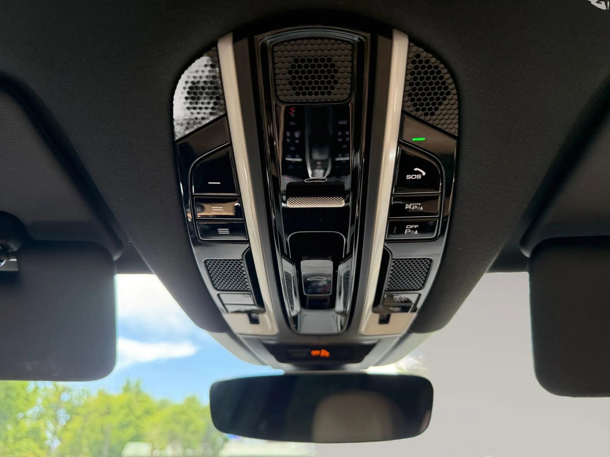 Used 2020 Porsche Cayenne S AWD/4WD image 25