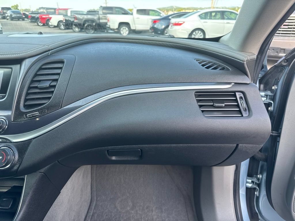 Used 2015 Chevrolet Impala LS FWD image 16