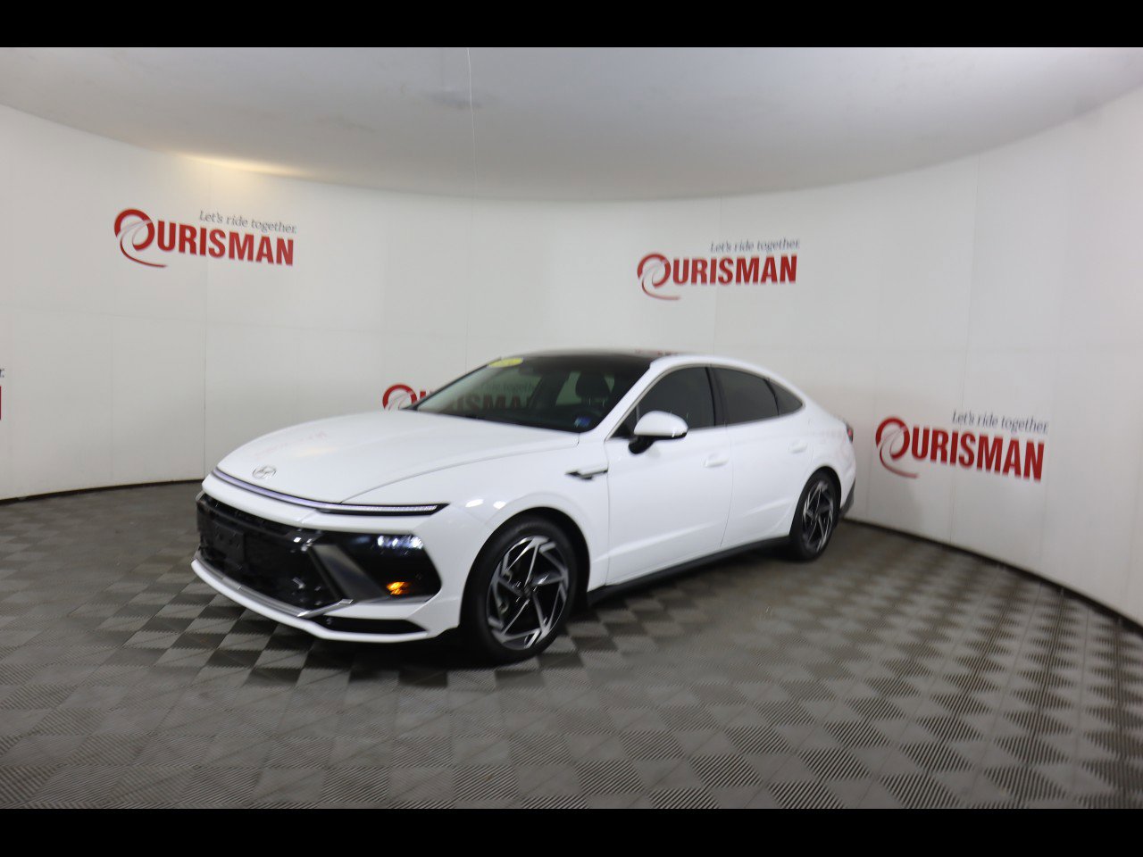 Used 2024 Hyundai Sonata SEL w/ Convenience Package image 3