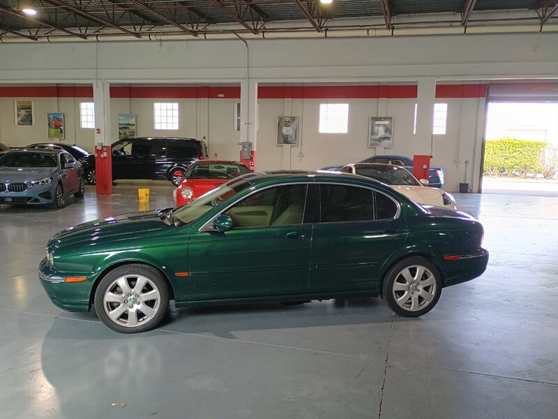 Used 2004 Jaguar X-TYPE 3.0 AWD/4WD image 2
