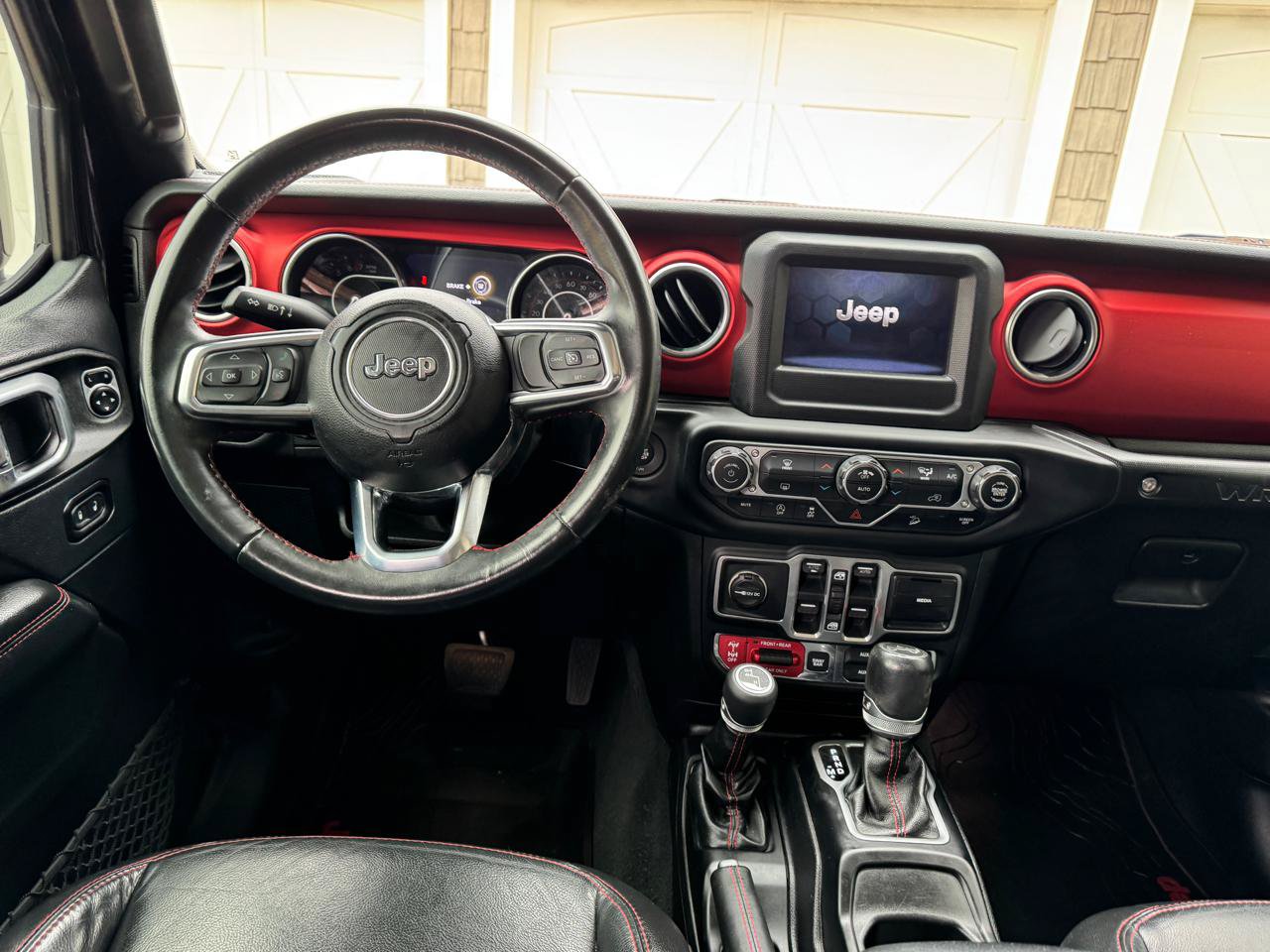 Used 2018 Jeep Wrangler Unlimited Rubicon w/ Steel Bumper Group AWD/4WD image 14