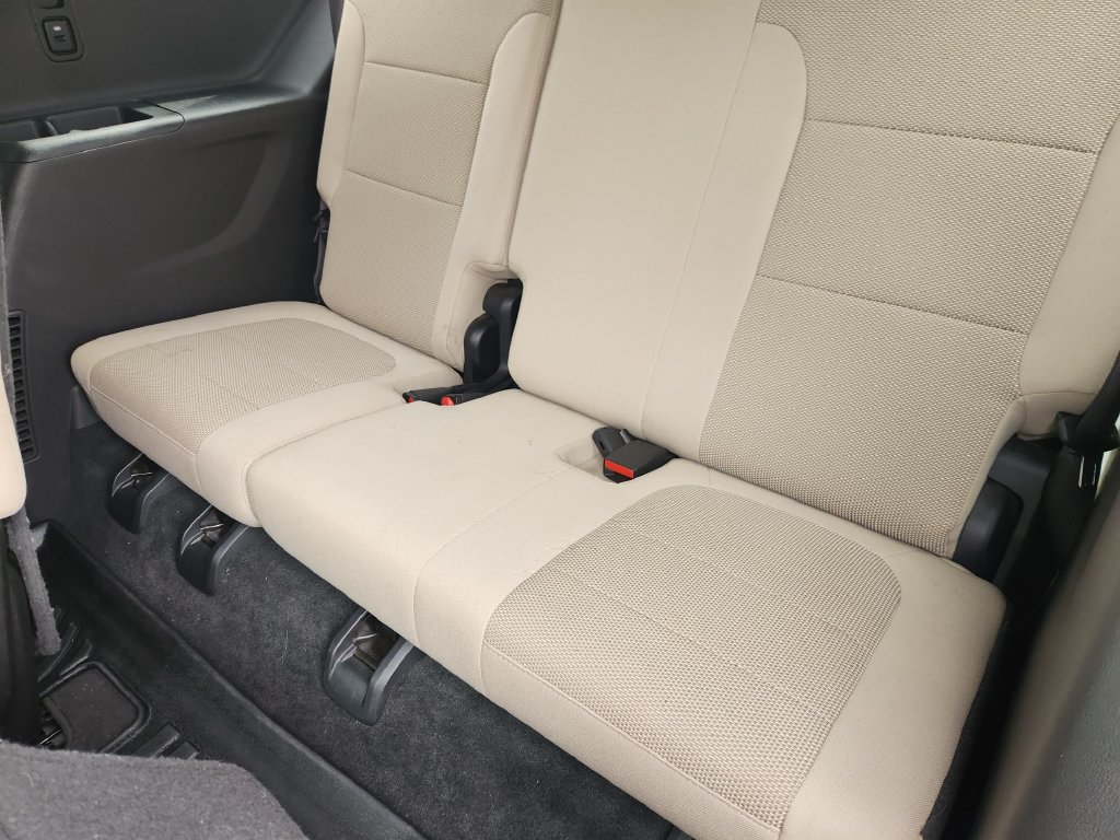 Used 2023 Chevrolet Traverse LT FWD image 29