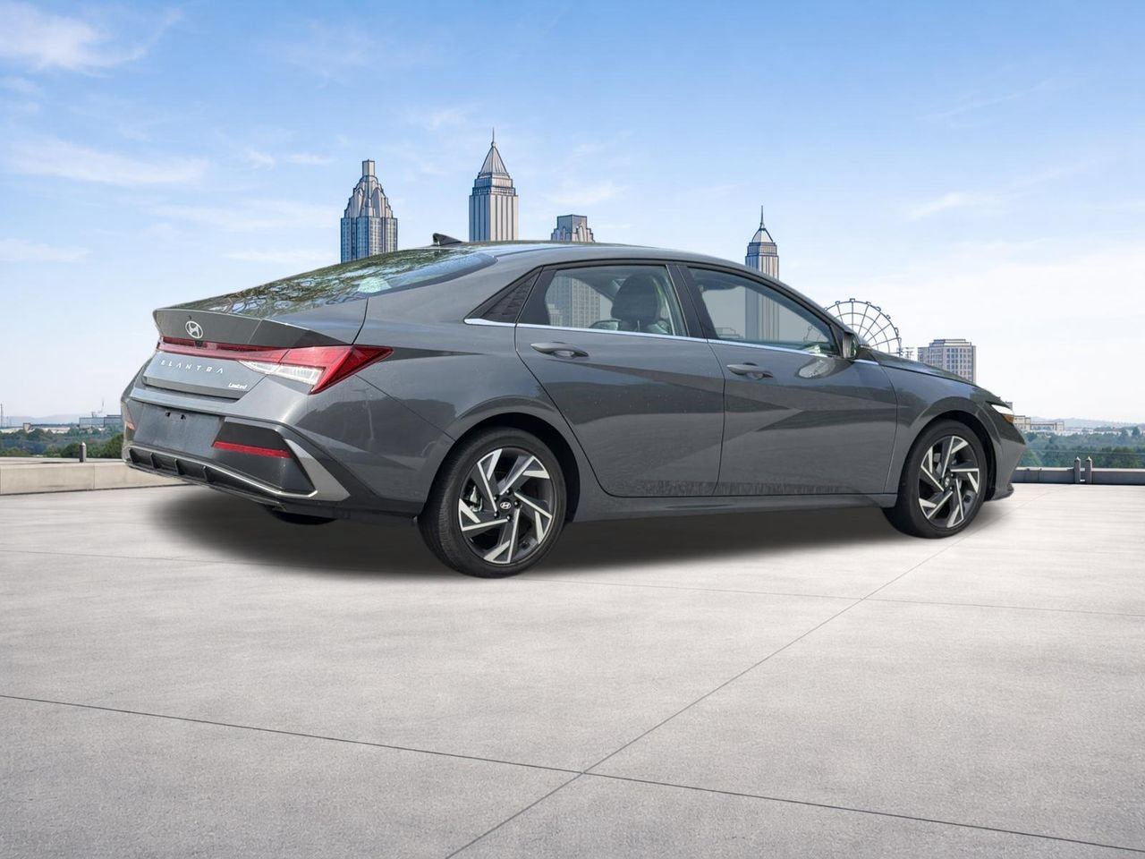 Used 2025 Hyundai Elantra Limited FWD image 26